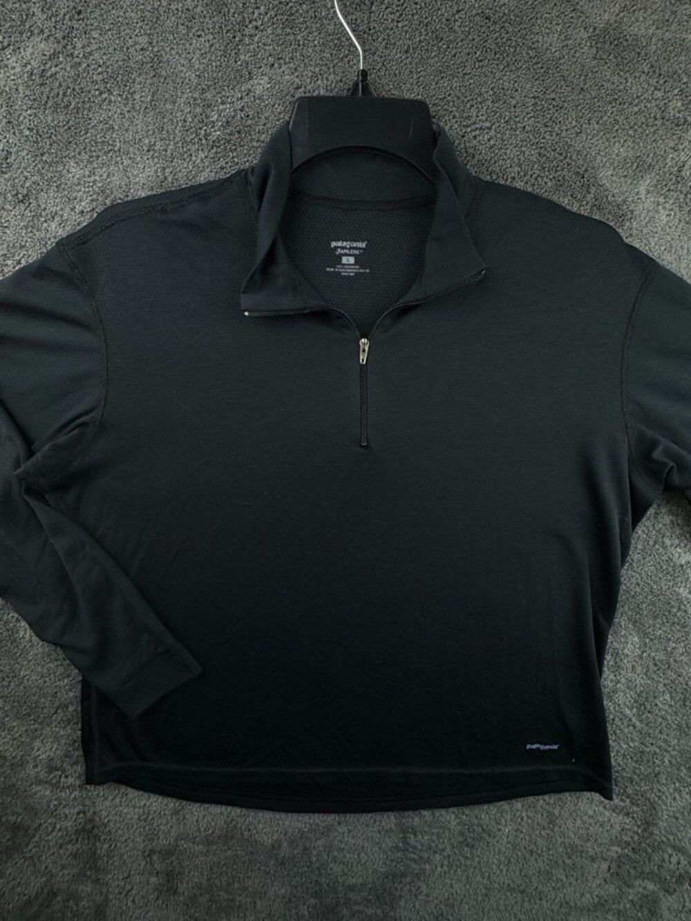 Patagonia Capilene 1/4 Zip Baselayer Top Large Black Long Sleeve Stretch Warm
